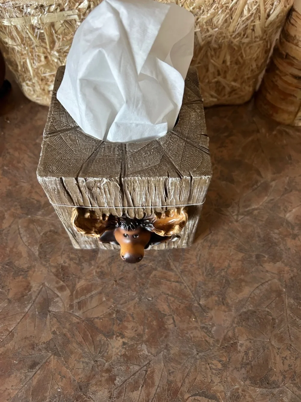De Leon Collections Rustic Moose 🫎 Kleenex Display Holder